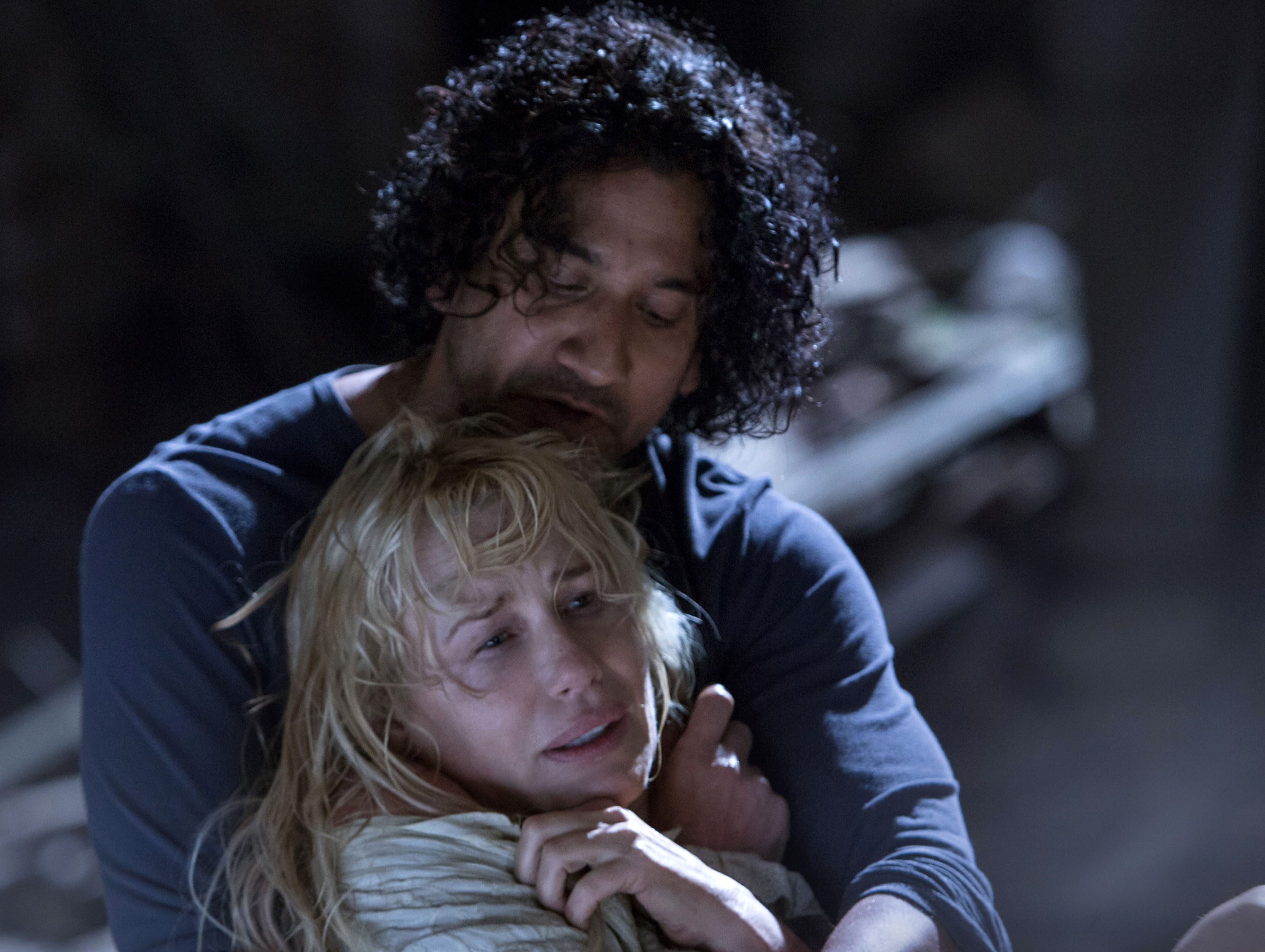 Inciting incident: Daryl Hannah and Naveen Andrews